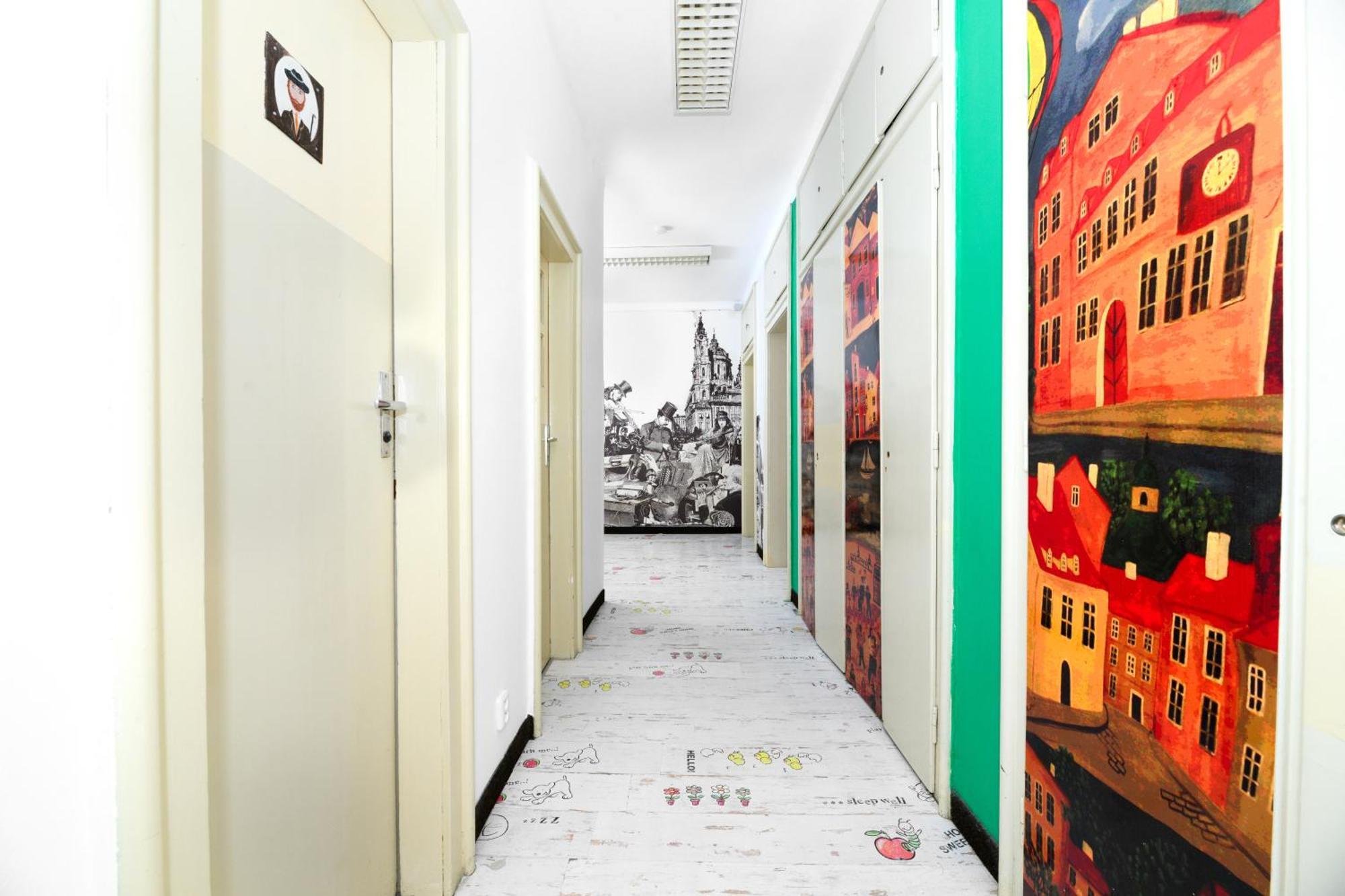 Benedikt City Center Hostel Prága Kültér fotó