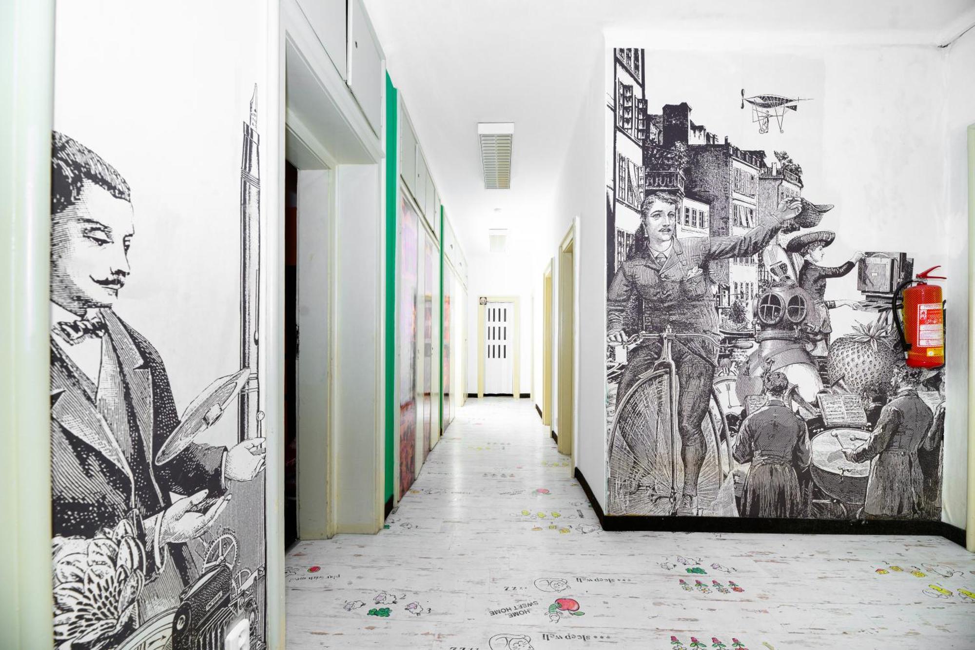 Benedikt City Center Hostel Prága Kültér fotó
