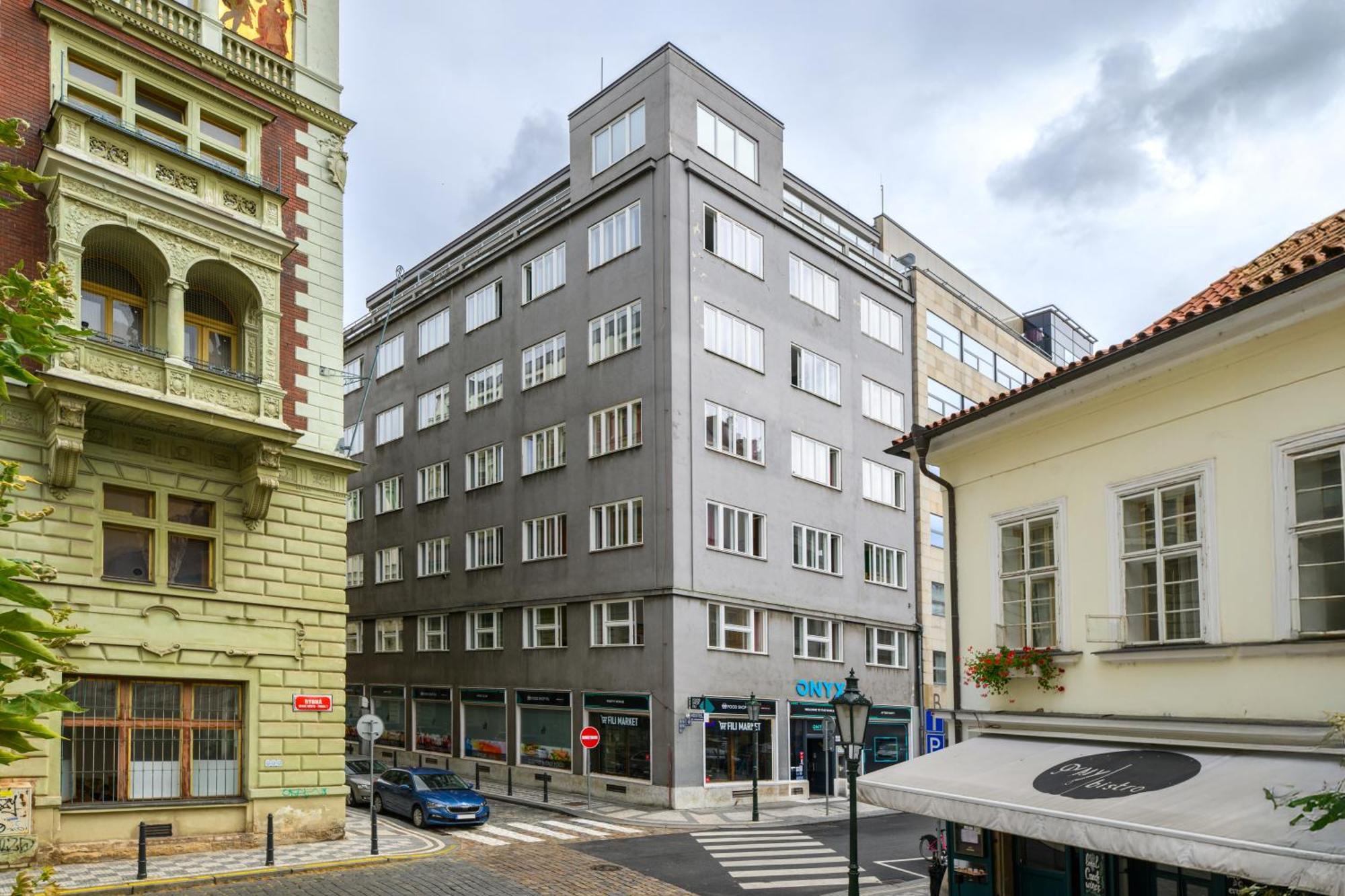Benedikt City Center Hostel Prága Kültér fotó