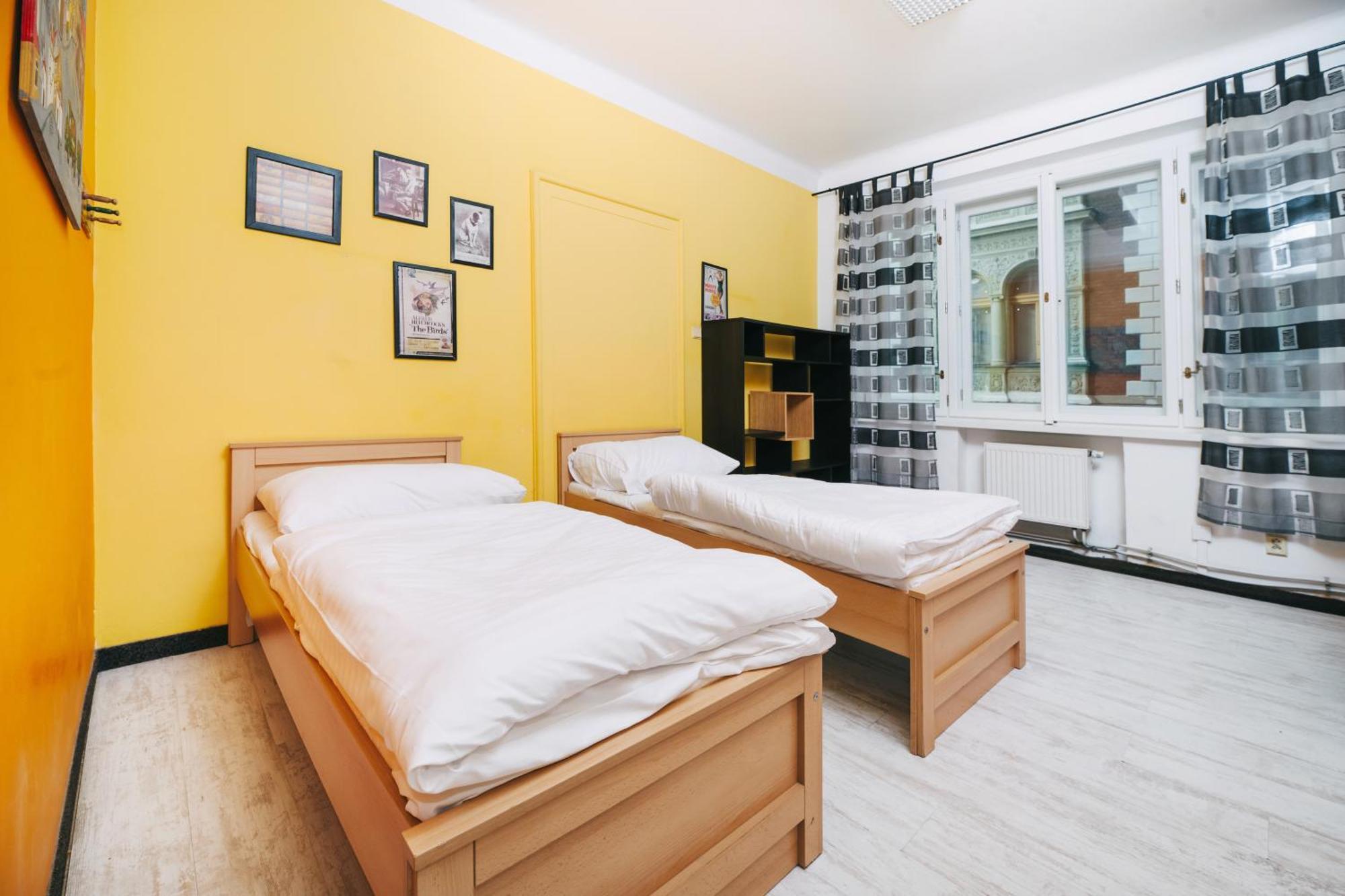 Benedikt City Center Hostel Prága Kültér fotó